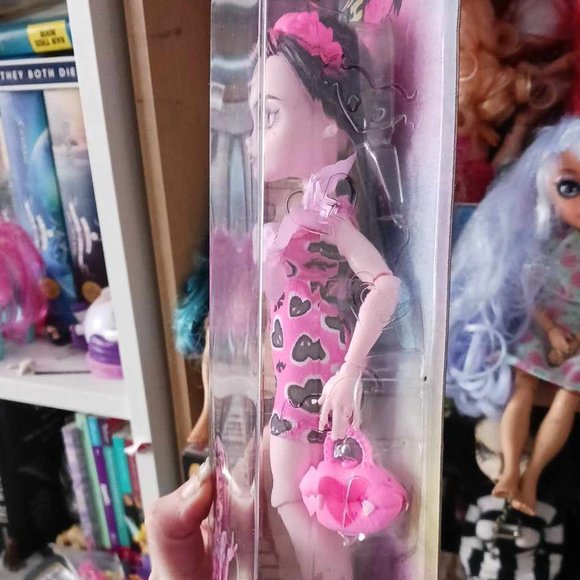 G3 Draculaura latin american variant - Picture 2 of 3